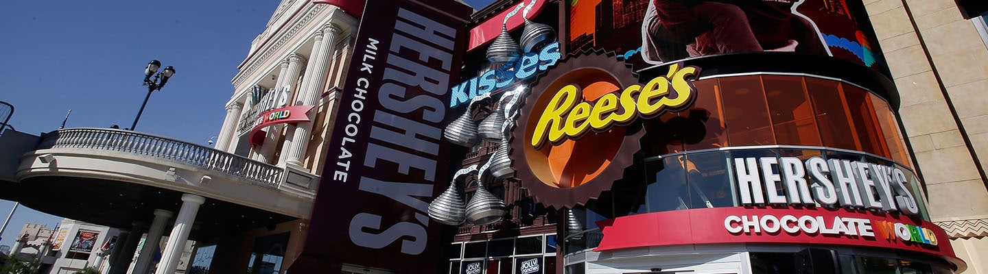 Hershey's Store in NYC Sells Giant Candy